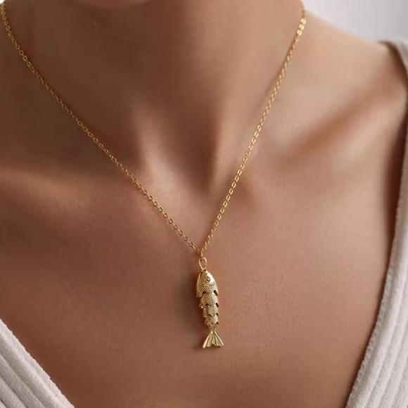 Gold Fish Pendant Necklace - Picture 2 of 10